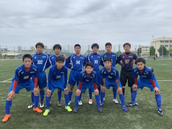 B，1年生  vs  摂津